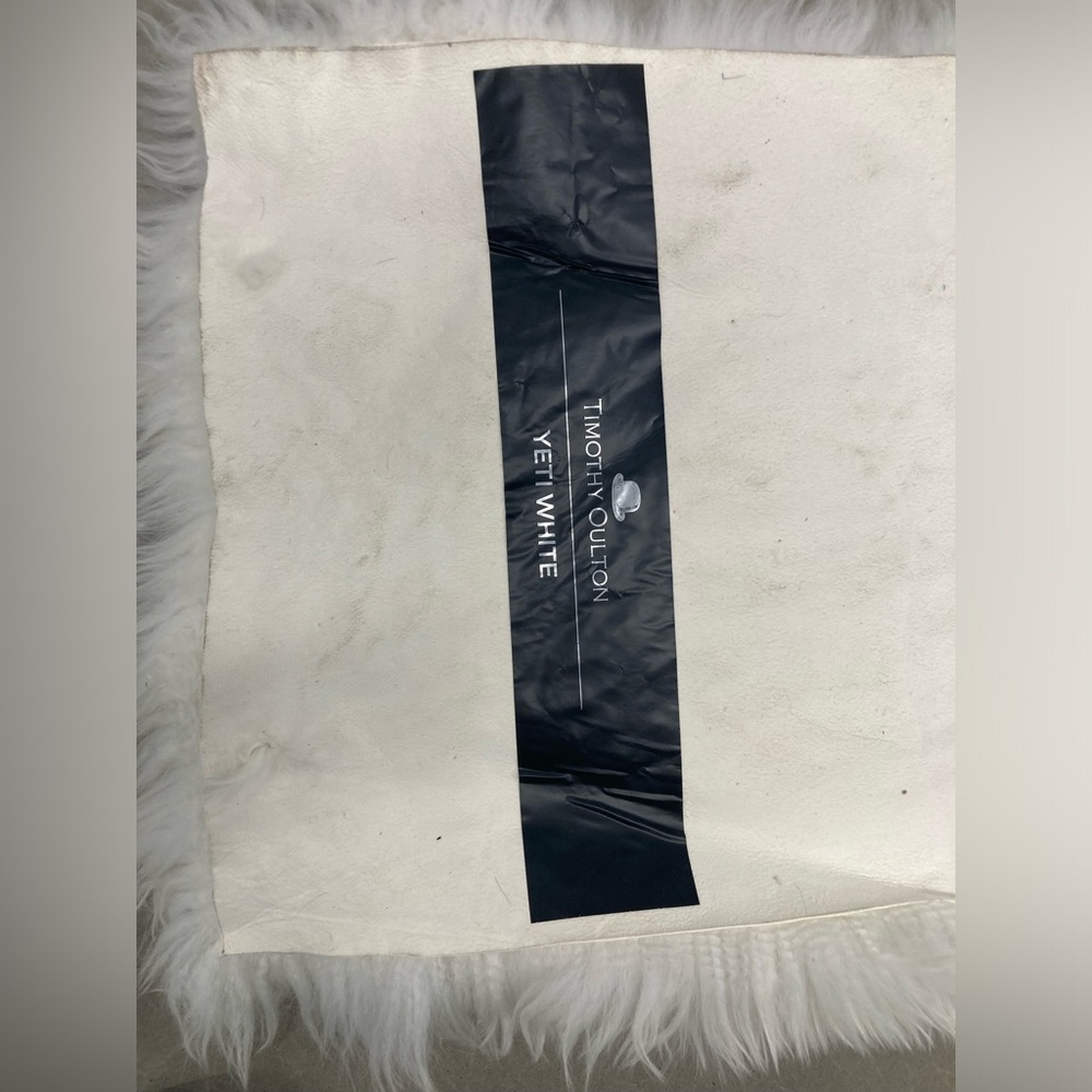 "Yeti White" Sheepskin Sample/Small/ Swatch - Picture 5 of 7